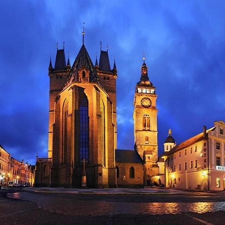 Studio Voluntario Hradec Králové エクステリア 写真